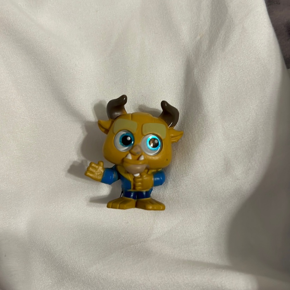 Disney Doorables Beast Series 7 Common